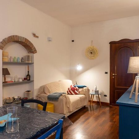 A 2 Passi Apartamento Iglesias Exterior foto