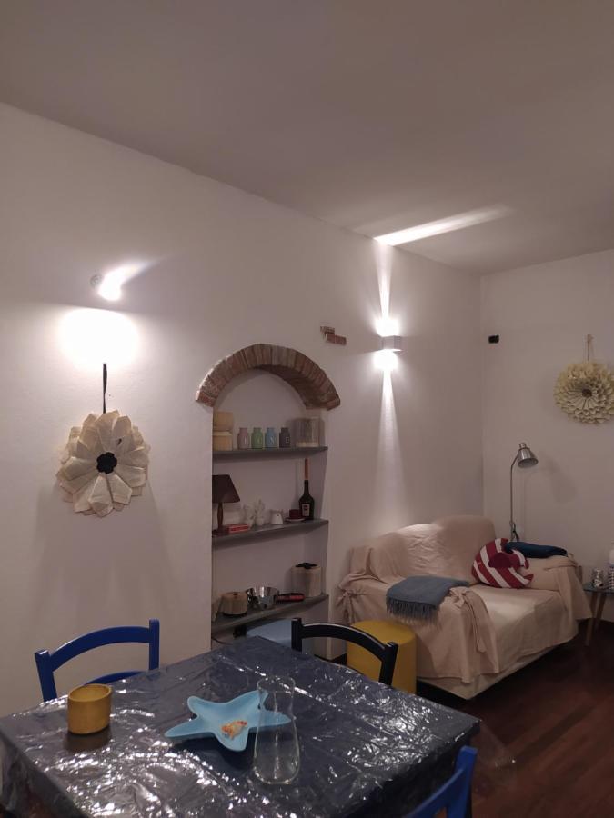 A 2 Passi Apartamento Iglesias Exterior foto