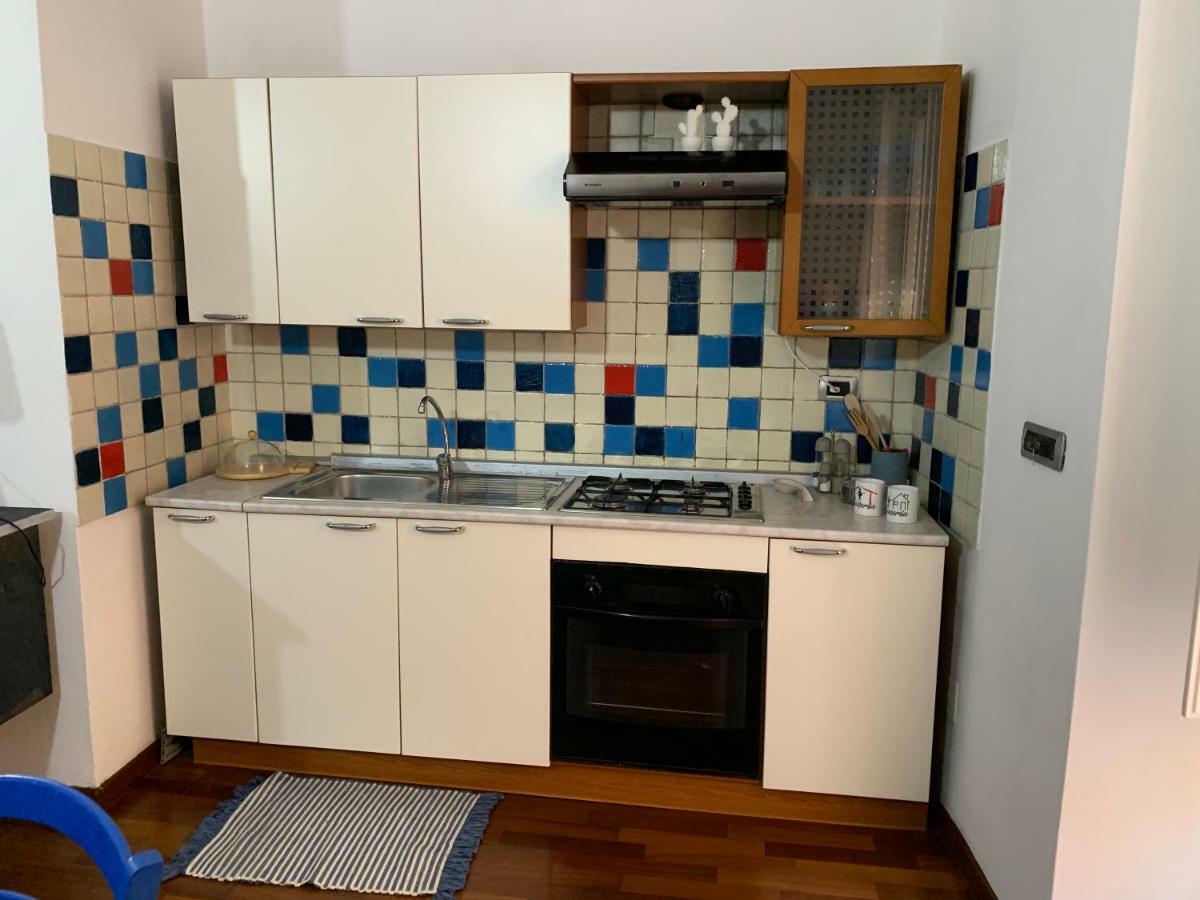 A 2 Passi Apartamento Iglesias Exterior foto